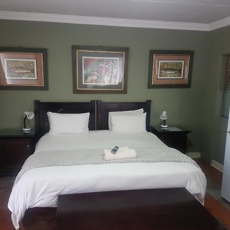Izimbali Lodge And Restaurant Ермело Екстериор снимка