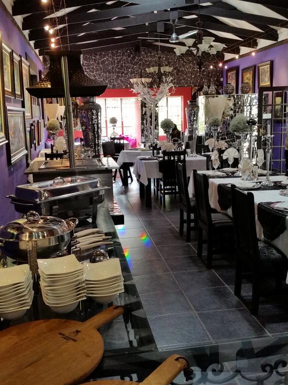 Izimbali Lodge And Restaurant Ермело Екстериор снимка