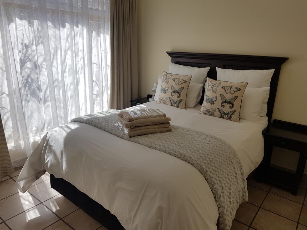 Izimbali Lodge And Restaurant Ермело Екстериор снимка