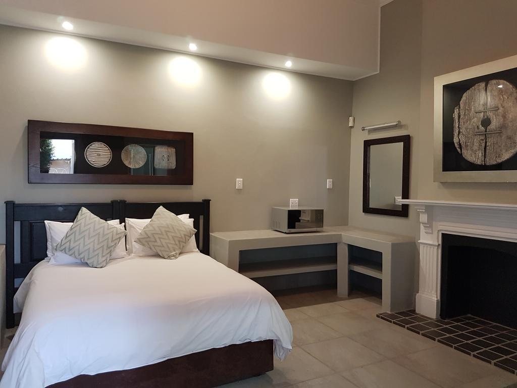 Izimbali Lodge And Restaurant Ермело Екстериор снимка
