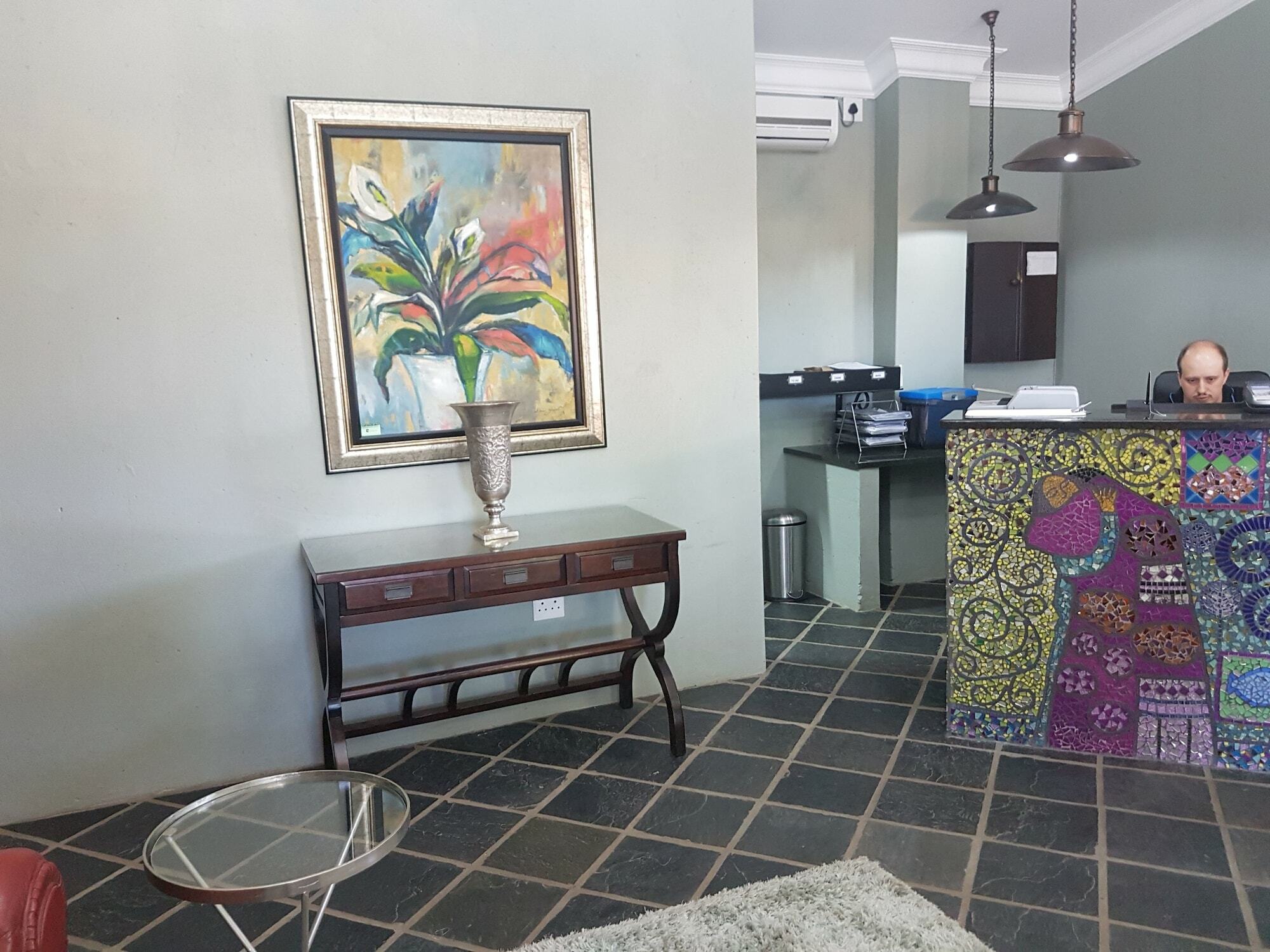 Izimbali Lodge And Restaurant Ермело Екстериор снимка